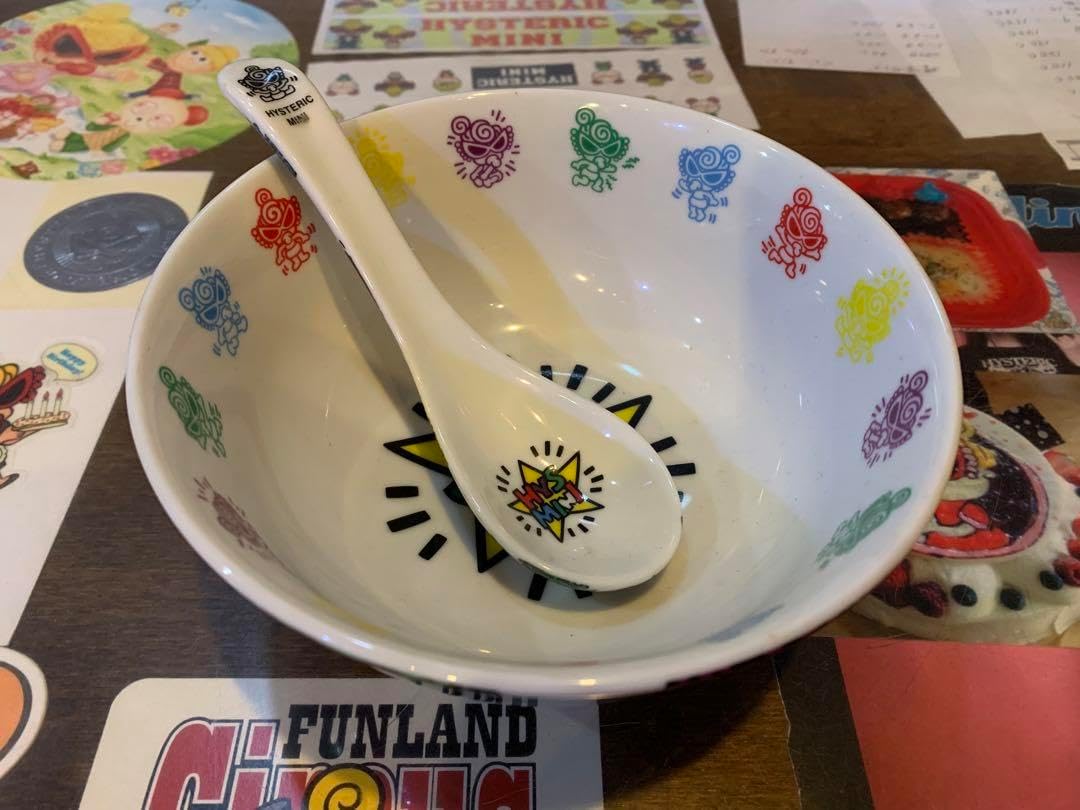 hysteric miniのどんぶりとレンゲとお皿のセット ヒステリックミニお皿 2枚 hysteric miniのどんぶ りとレンゲとお皿